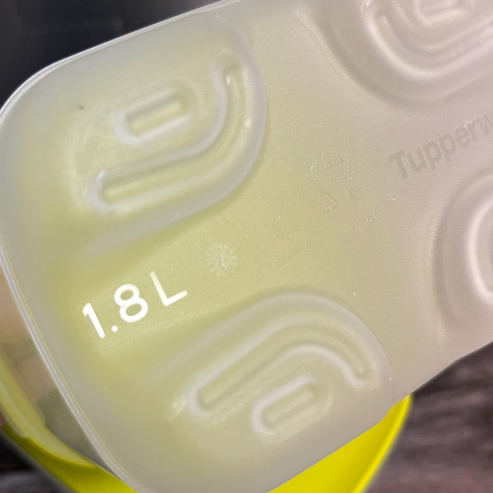 Tupperware FridgeSmart Containers - Picture 3 of 4